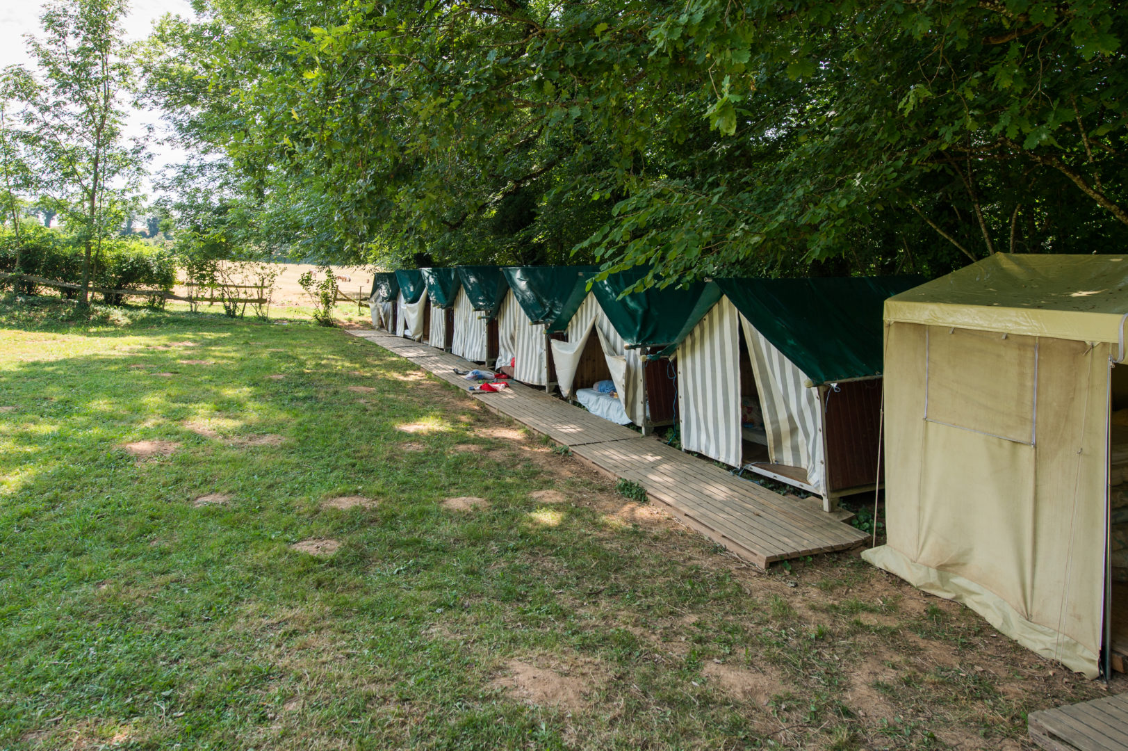 Les tentes des l'espace camping